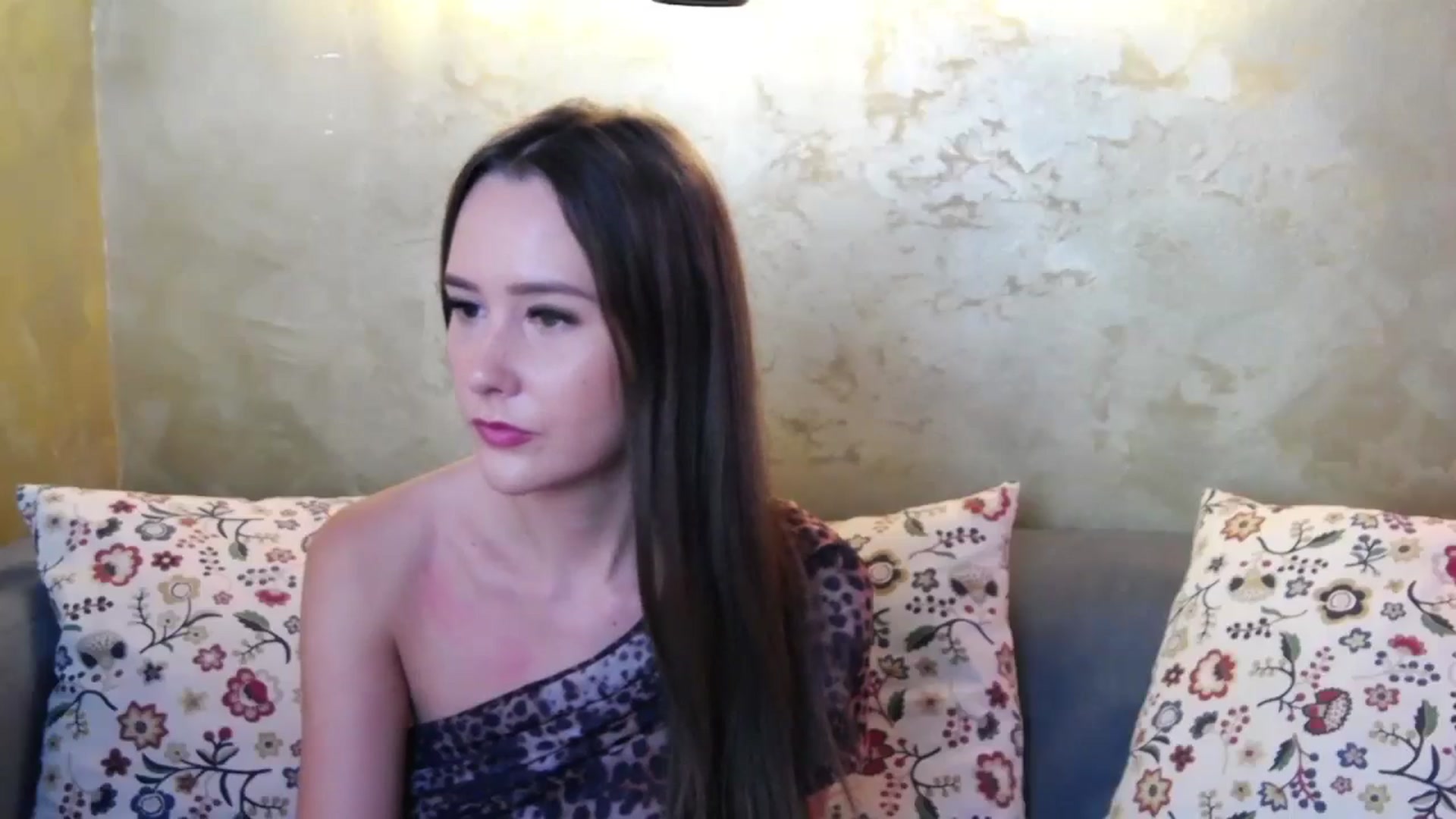 Gallery image thumbnail from Radiance's myfreecams stream on, 10/02/2024, 15:06 image 3 of 20