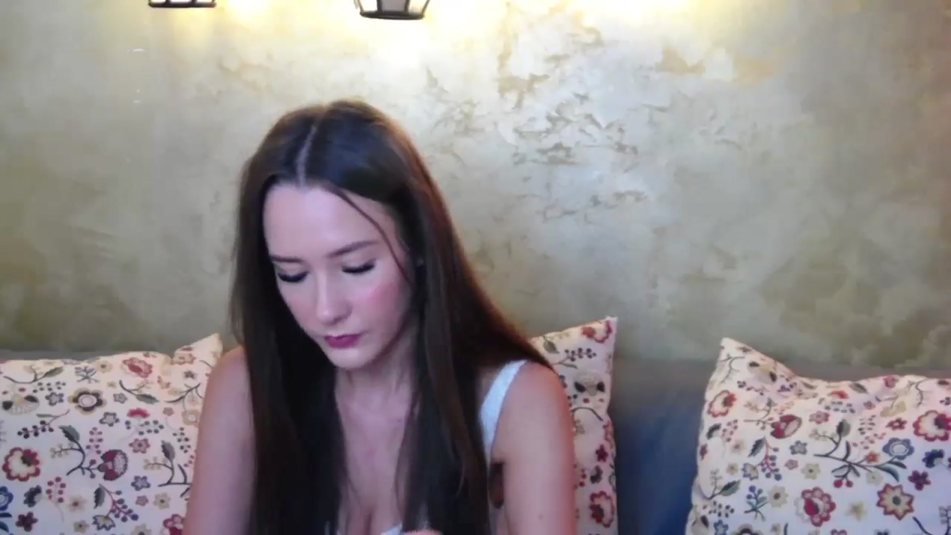 Gallery image thumbnail from Radiance's myfreecams stream on, 10/05/2024, 15:15 image 10 of 20