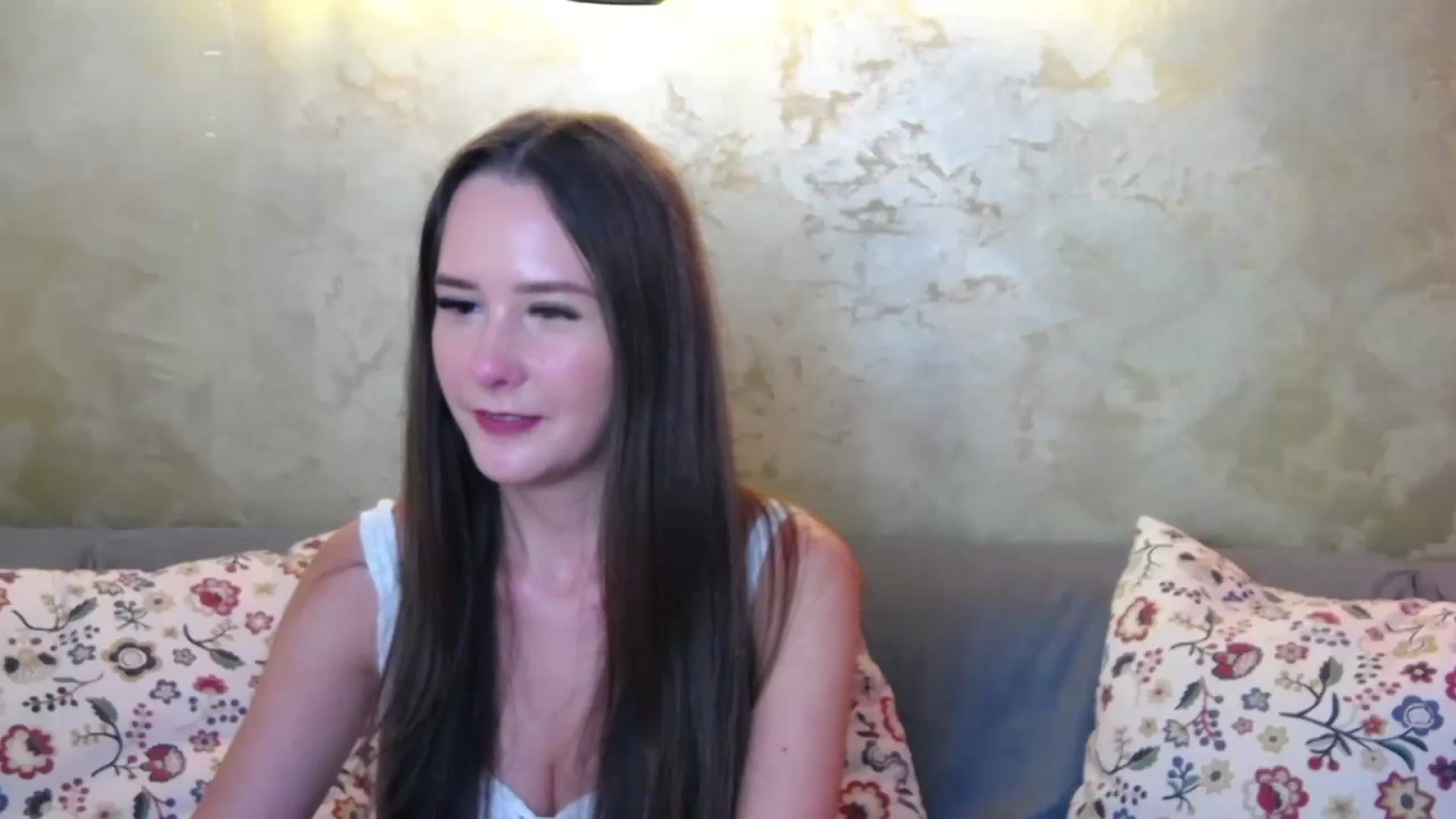 Gallery image thumbnail from Radiance's myfreecams stream on, 10/05/2024, 19:41 image 7 of 20
