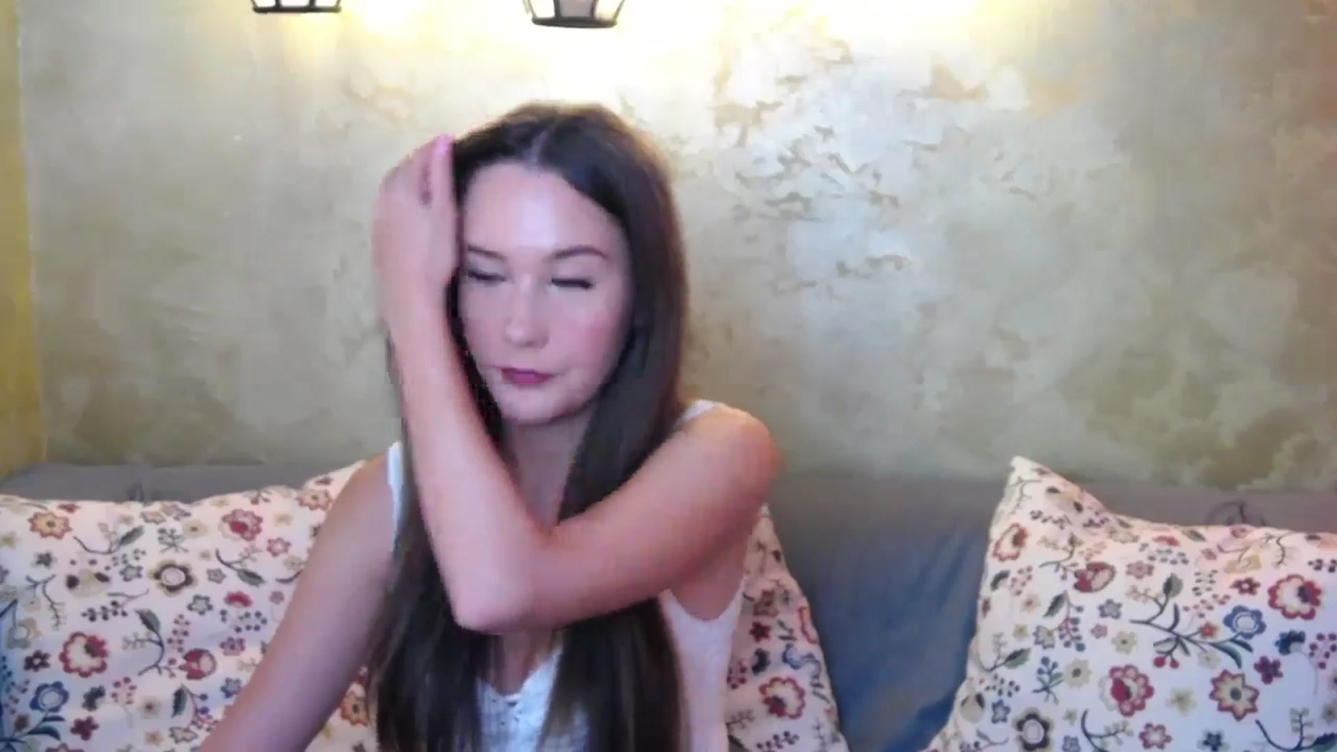 Gallery image thumbnail from Radiance's myfreecams stream on, 10/05/2024, 19:41 image 3 of 20
