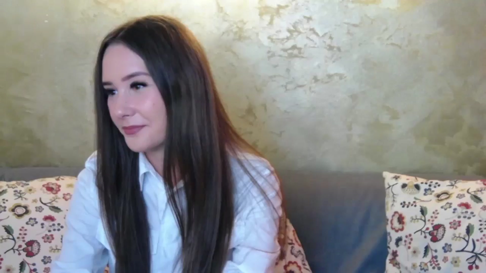 Gallery image thumbnail from Radiance's myfreecams stream on, 10/06/2024, 13:55 image 1 of 20