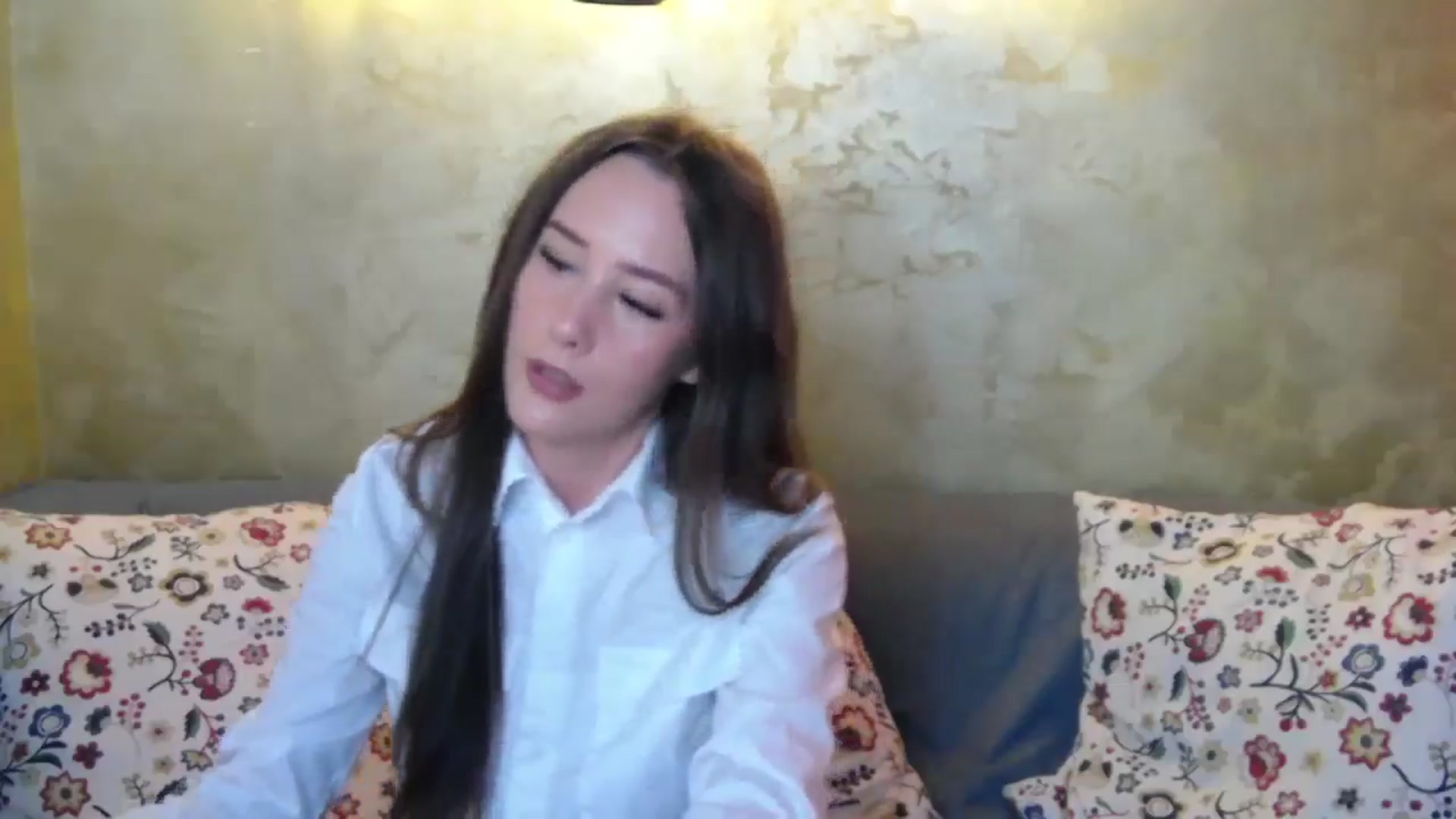 Gallery image thumbnail from Radiance's myfreecams stream on, 10/06/2024, 13:55 image 14 of 20