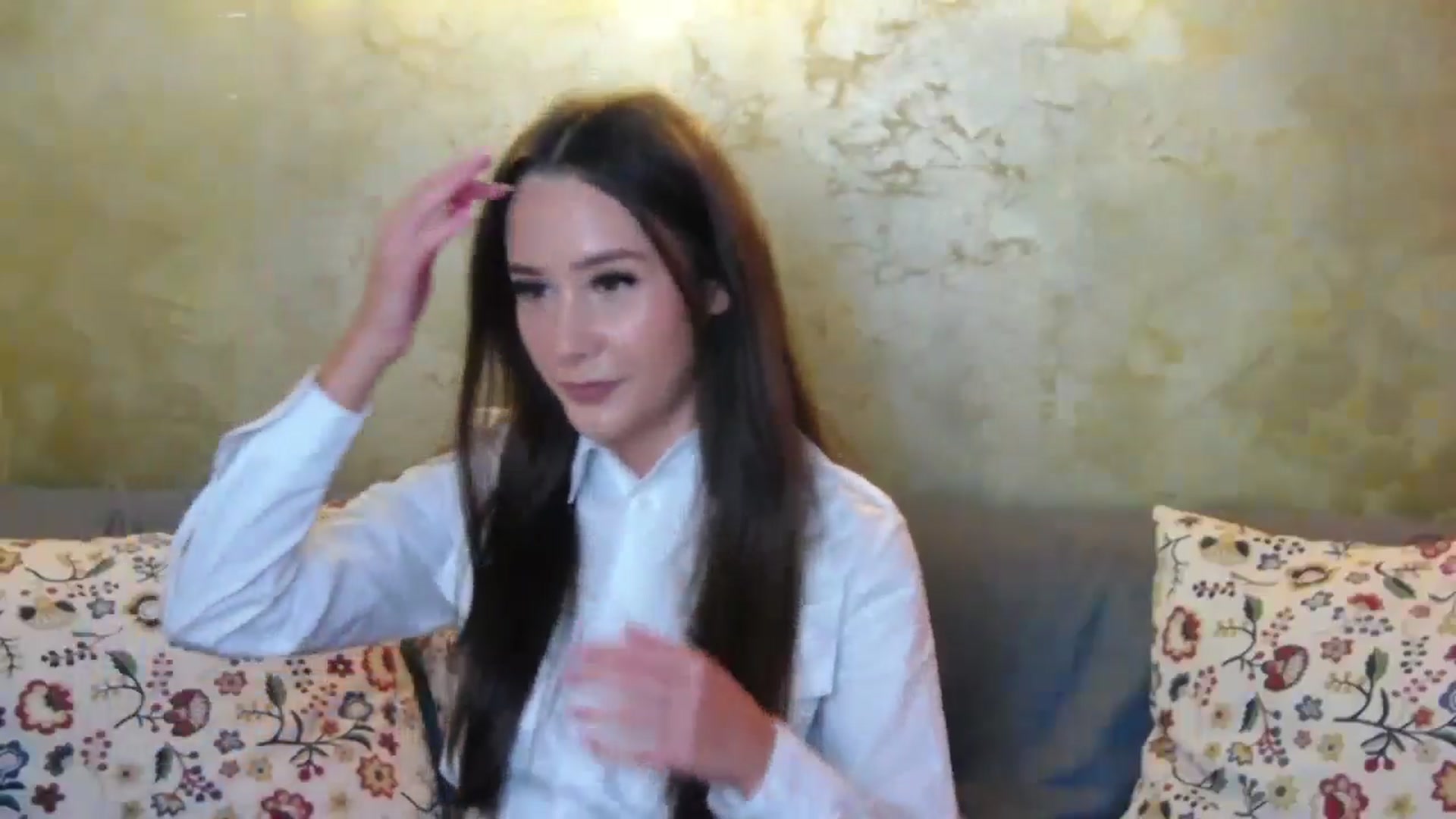 Gallery image thumbnail from Radiance's myfreecams stream on, 10/06/2024, 14:48 image 15 of 20