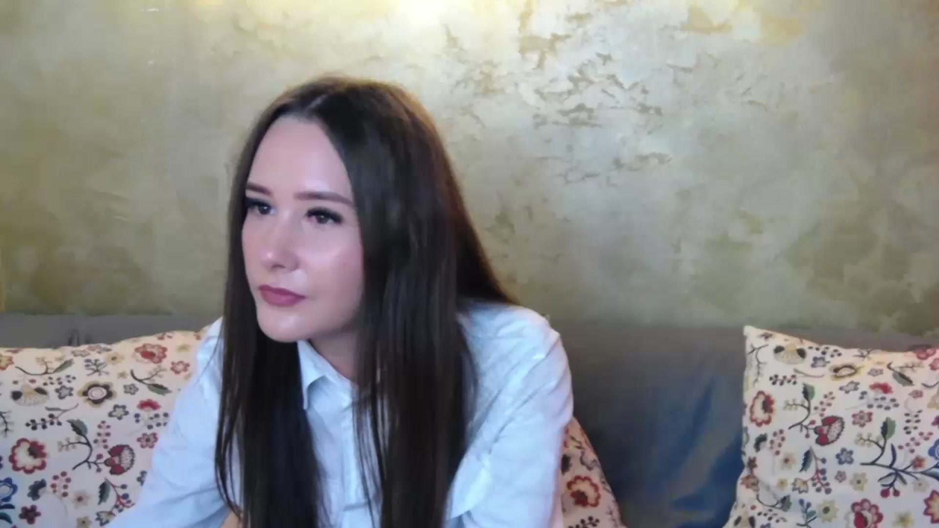 Gallery image thumbnail from Radiance's myfreecams stream on, 10/06/2024, 14:48 image 7 of 20