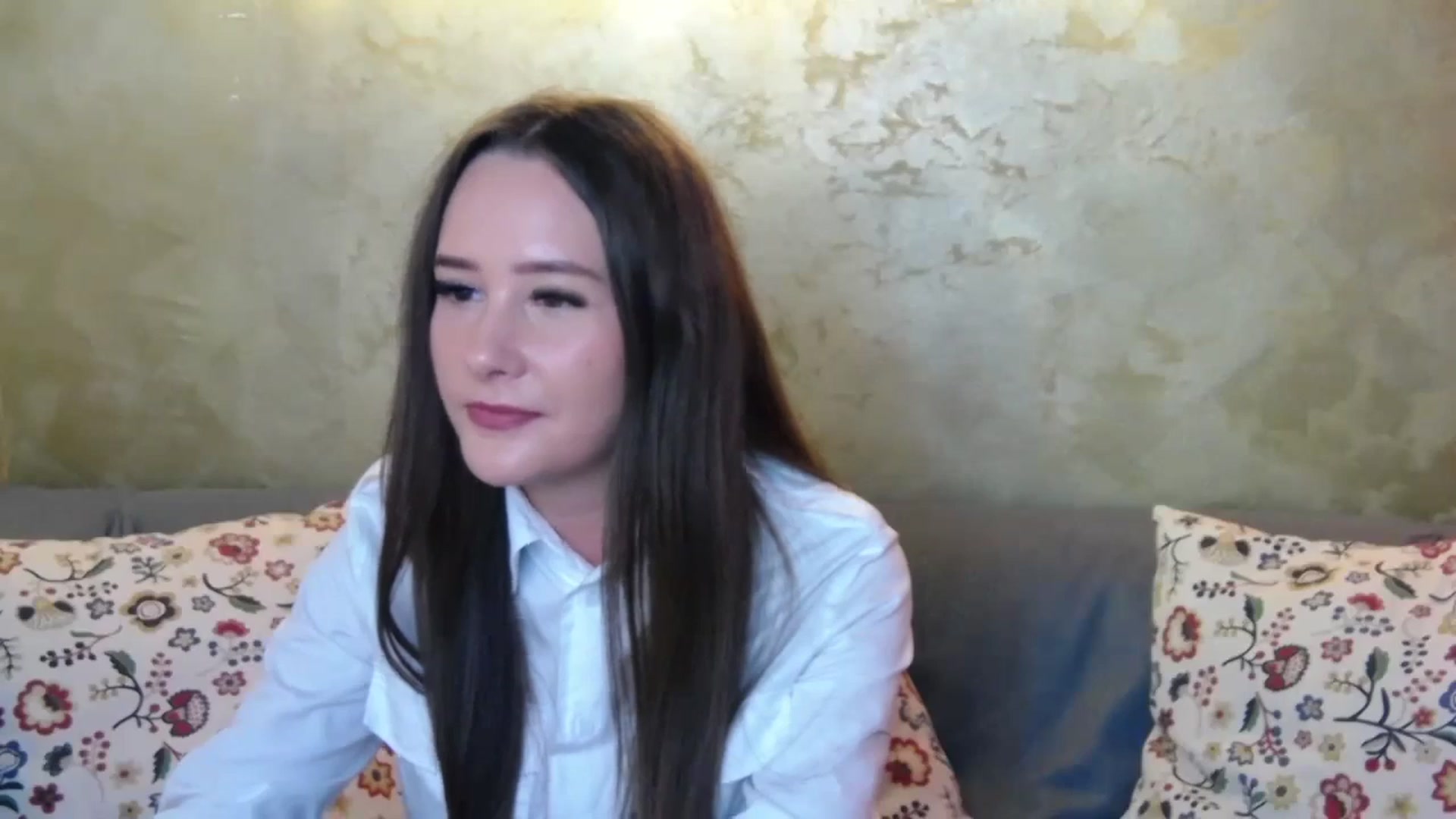 Gallery image thumbnail from Radiance's myfreecams stream on, 10/06/2024, 14:48 image 10 of 20