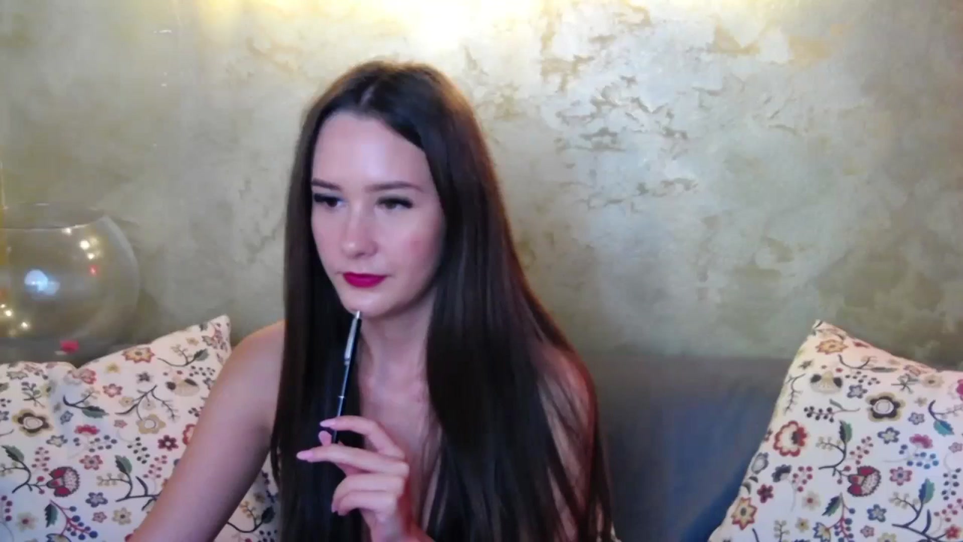Gallery image thumbnail from Radiance's myfreecams stream on, 10/07/2024, 15:02 image 3 of 20
