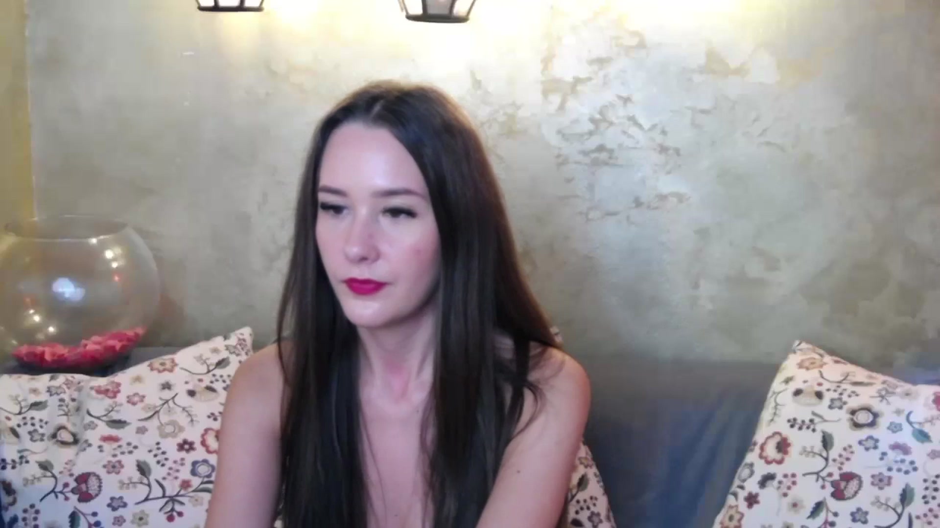 Gallery image thumbnail from Radiance's myfreecams stream on, 10/07/2024, 19:20 image 17 of 20