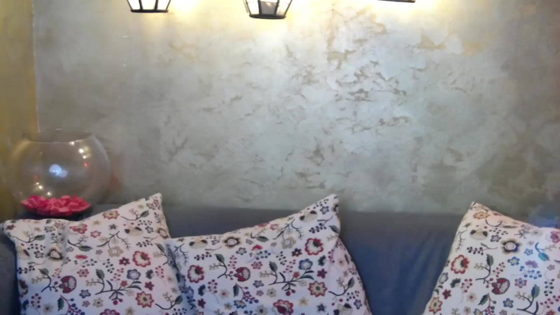 Gallery image thumbnail from Radiance's myfreecams stream on, 10/07/2024, 19:20 image 5 of 20