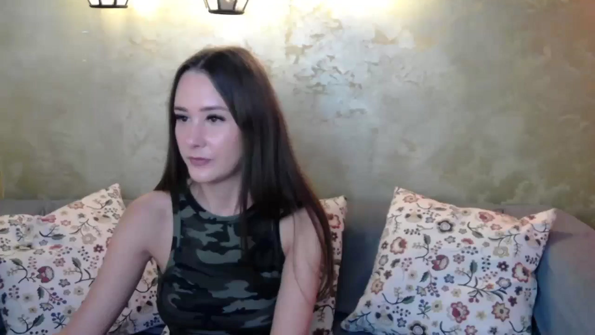 Gallery image thumbnail from Radiance's myfreecams stream on, 10/08/2024, 14:10 image 15 of 20