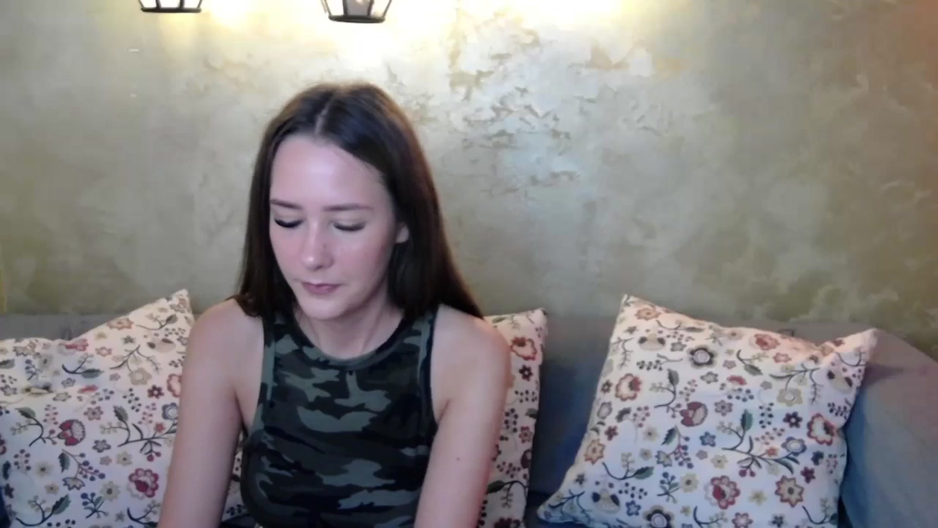Gallery image thumbnail from Radiance's myfreecams stream on, 10/08/2024, 14:10 image 18 of 20