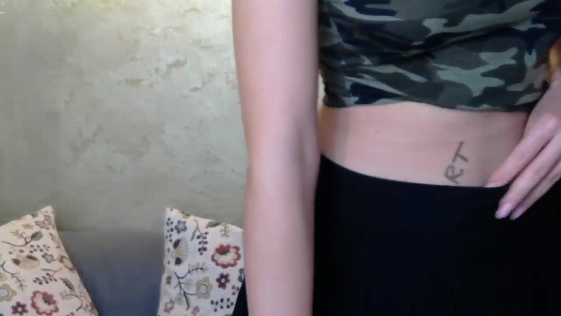 Gallery image thumbnail from Radiance's myfreecams stream on, 10/08/2024, 14:10 image 11 of 20
