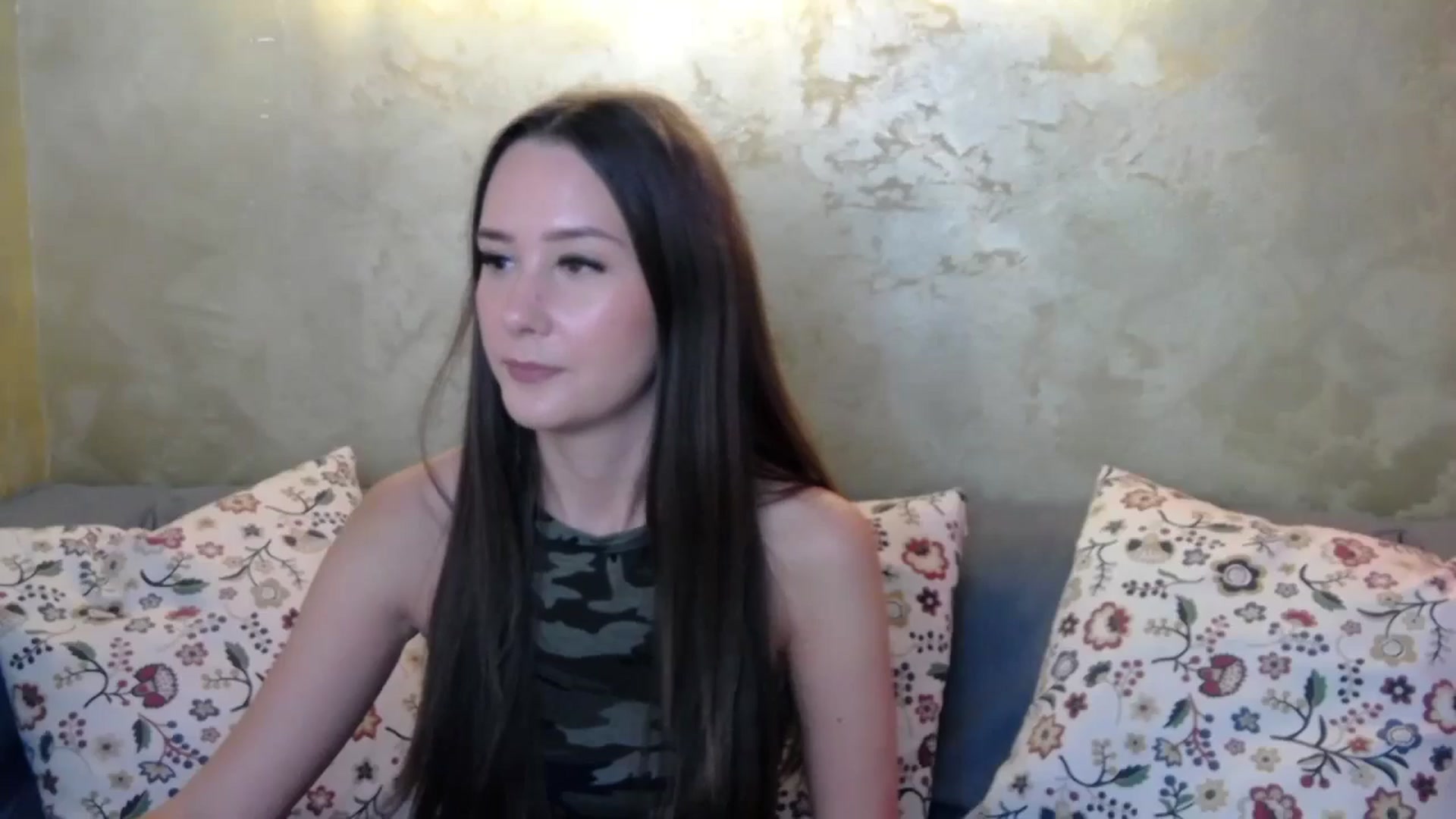 Gallery image thumbnail from Radiance's myfreecams stream on, 10/08/2024, 15:02 image 3 of 20