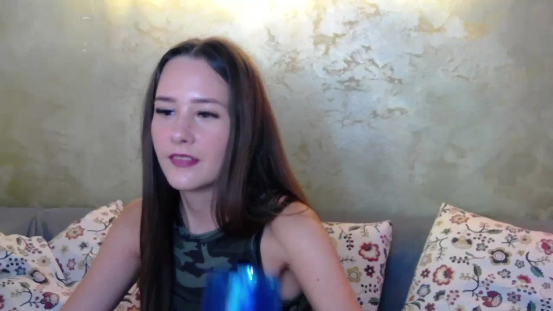 Gallery image thumbnail from Radiance's myfreecams stream on, 10/08/2024, 17:20 image 15 of 20