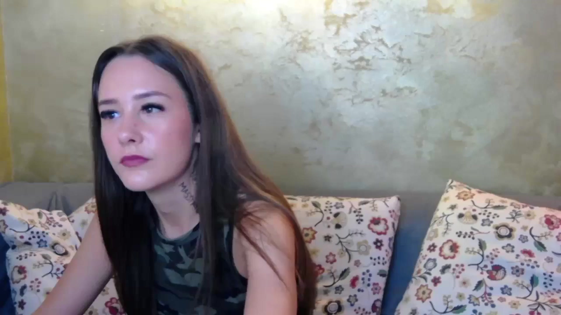 Gallery image thumbnail from Radiance's myfreecams stream on, 10/08/2024, 17:20 image 13 of 20