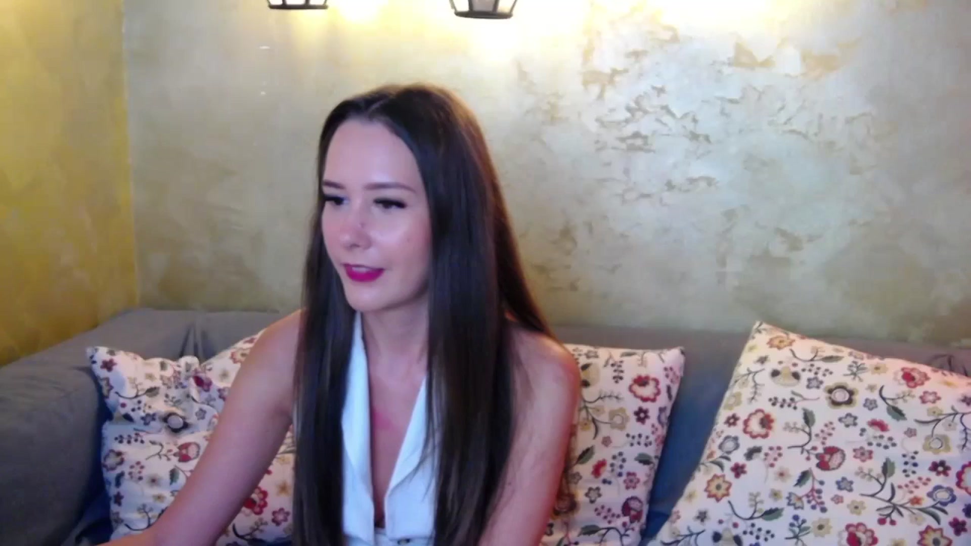 Gallery image thumbnail from Radiance's myfreecams stream on, 10/09/2024, 15:08 image 14 of 20