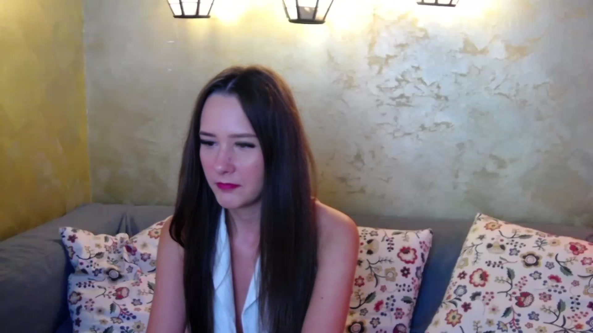 Gallery image thumbnail from Radiance's myfreecams stream on, 10/09/2024, 15:08 image 4 of 20