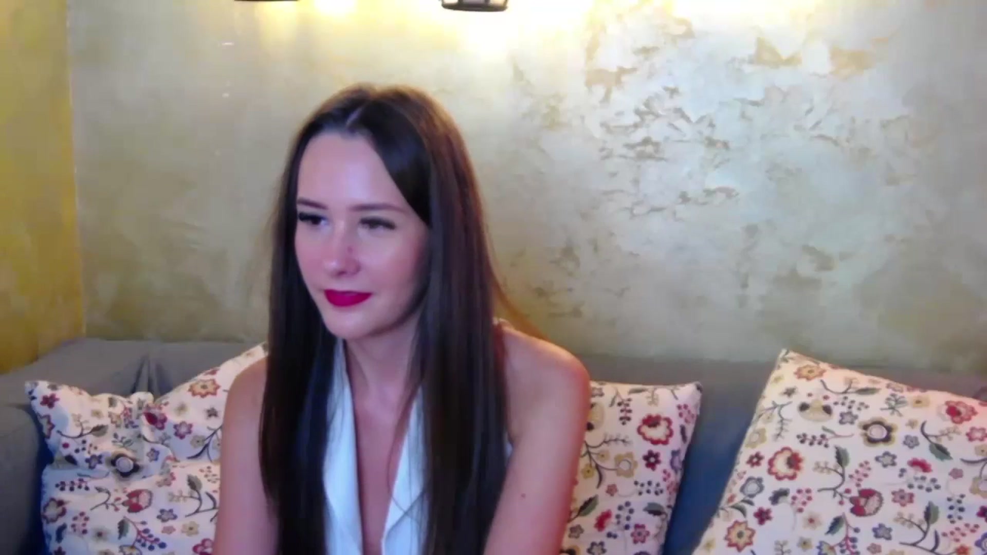 Gallery image thumbnail from Radiance's myfreecams stream on, 10/09/2024, 17:13 image 14 of 20