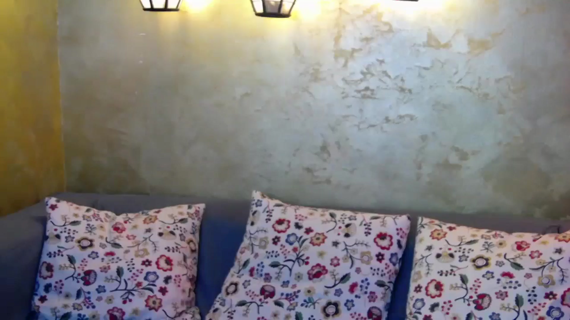 Gallery image thumbnail from Radiance's myfreecams stream on, 10/12/2024, 19:46 image 7 of 20