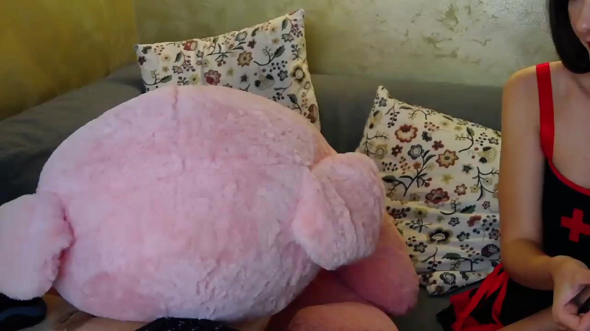 Gallery image thumbnail from Radiance's myfreecams stream on, 10/13/2024, 20:11 image 19 of 20