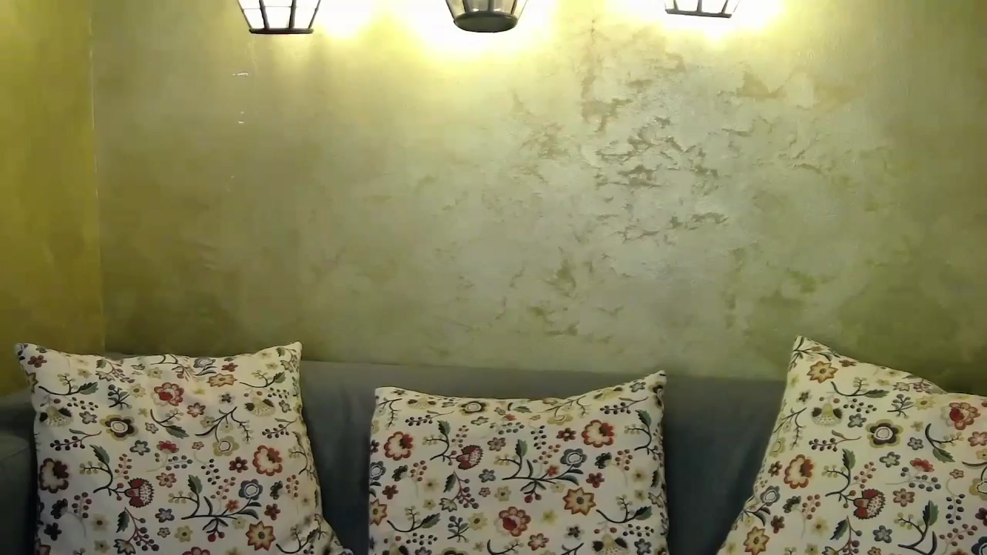 Gallery image thumbnail from Radiance's myfreecams stream on, 10/14/2024, 19:26 image 12 of 20