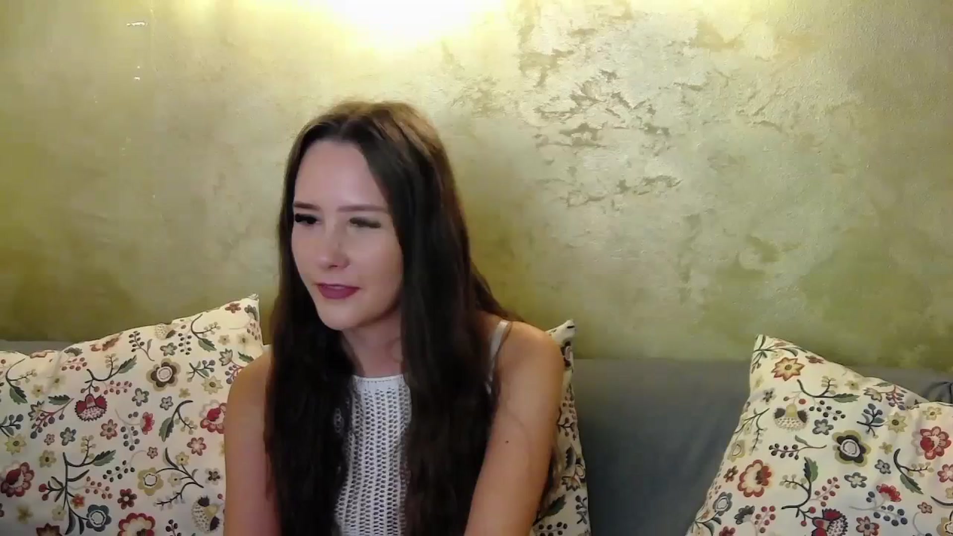 Gallery image thumbnail from Radiance's myfreecams stream on, 10/15/2024, 13:36 image 19 of 20