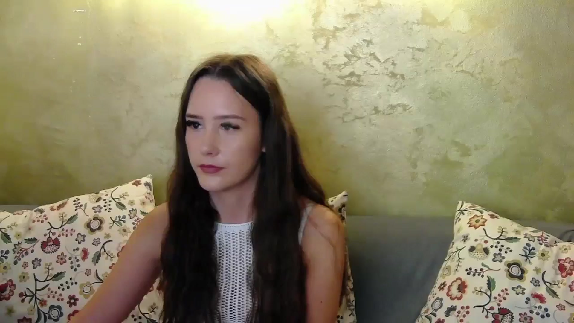 Gallery image thumbnail from Radiance's myfreecams stream on, 10/15/2024, 13:36 image 10 of 20
