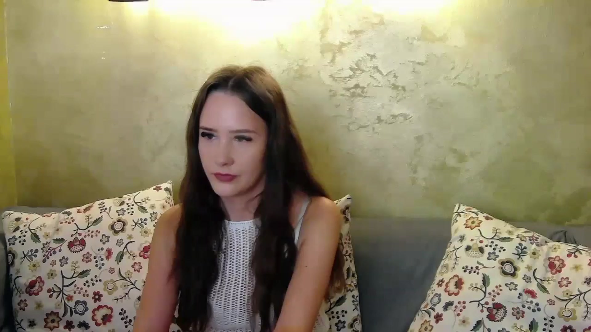 Gallery image thumbnail from Radiance's myfreecams stream on, 10/15/2024, 13:36 image 18 of 20