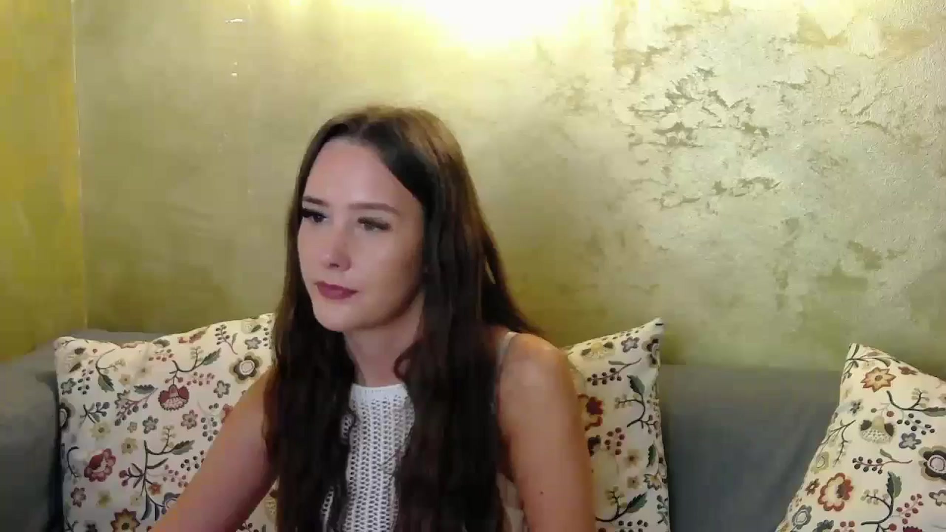 Gallery image thumbnail from Radiance's myfreecams stream on, 10/15/2024, 14:19 image 18 of 20