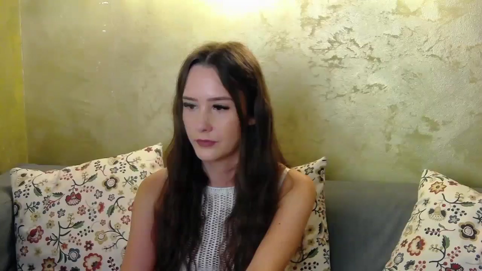 Gallery image thumbnail from Radiance's myfreecams stream on, 10/15/2024, 14:19 image 6 of 20