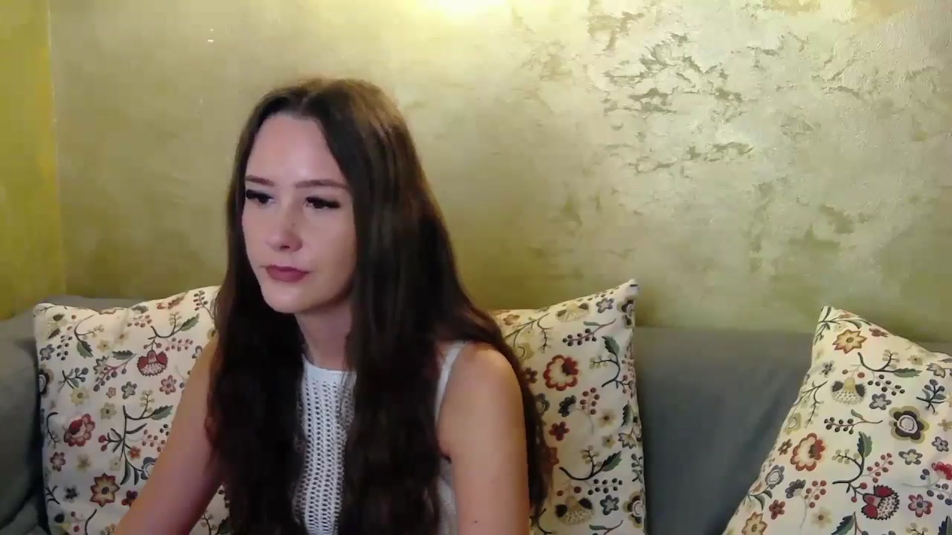 Gallery image thumbnail from Radiance's myfreecams stream on, 10/15/2024, 15:12 image 3 of 20