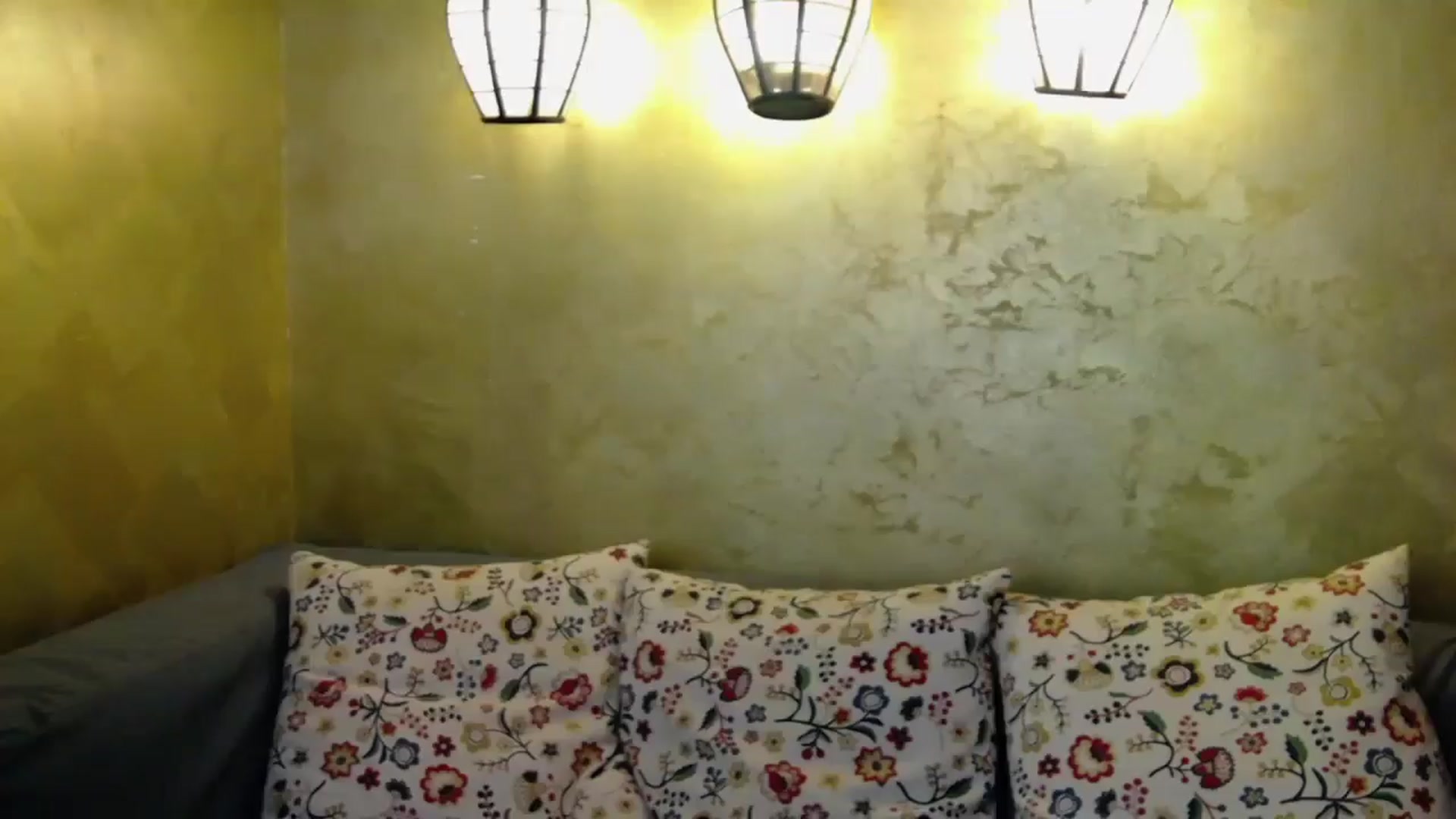 Gallery image thumbnail from Radiance's myfreecams stream on, 10/15/2024, 19:44 image 12 of 20