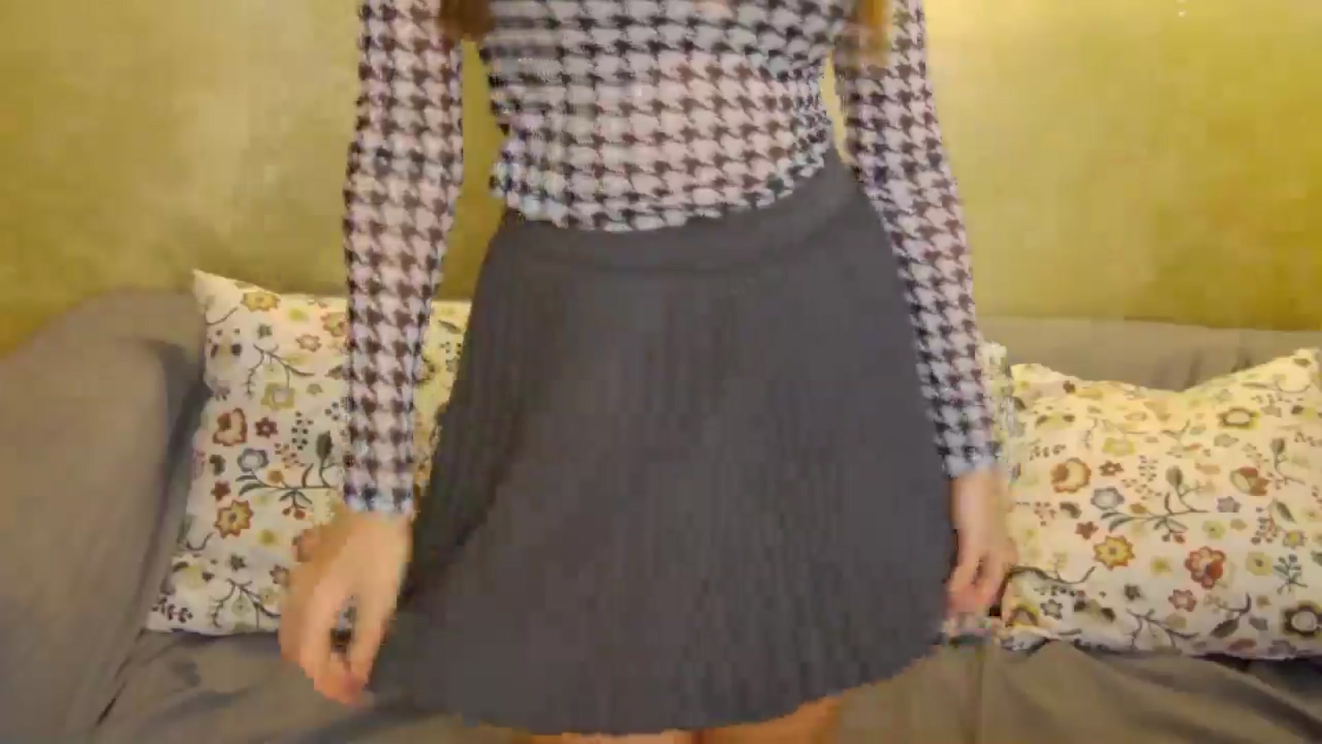 Gallery image thumbnail from Radiance's myfreecams stream on, 10/20/2024, 16:57 image 12 of 20