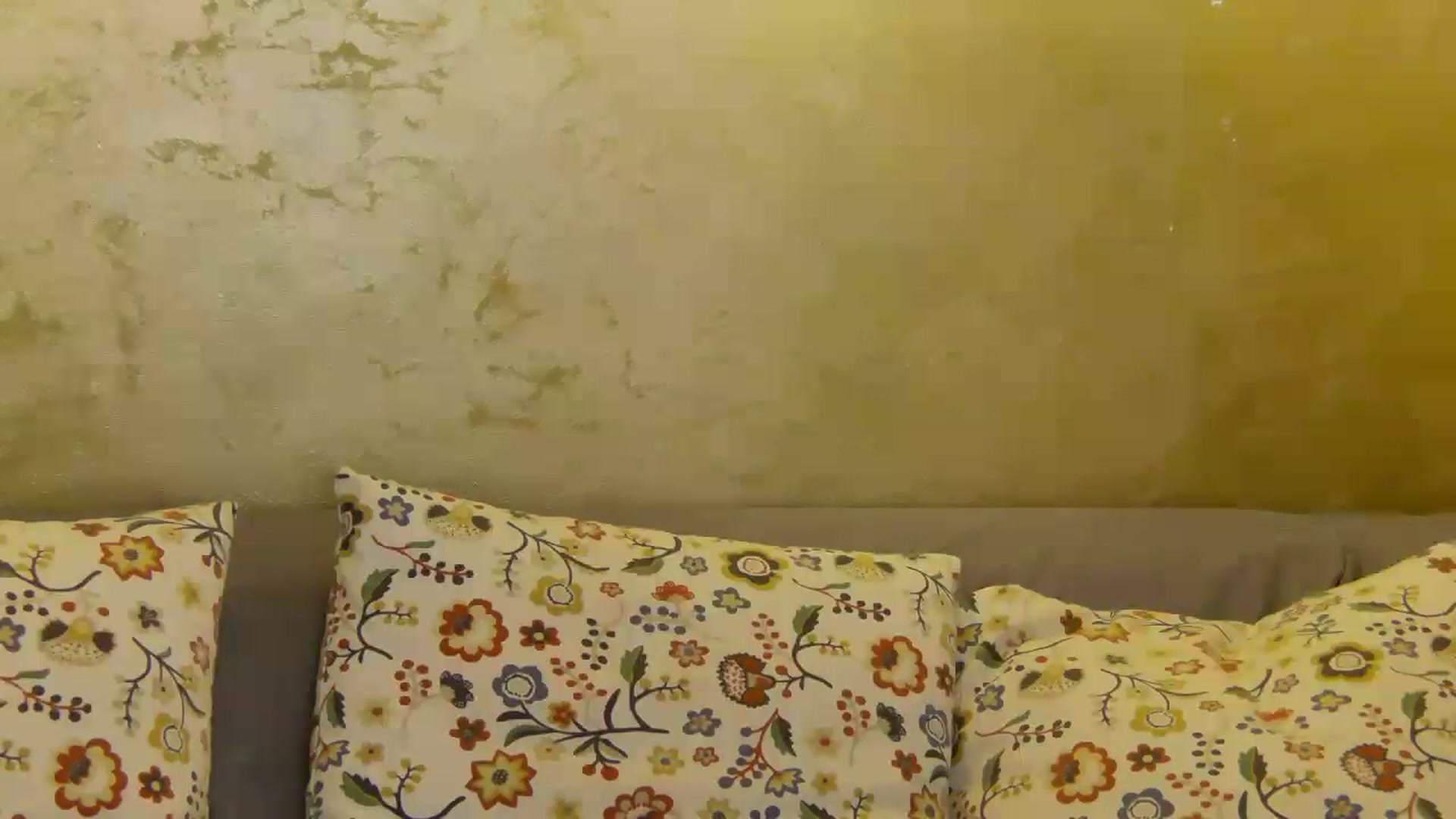 Gallery image thumbnail from Radiance's myfreecams stream on, 10/20/2024, 17:23 image 19 of 20