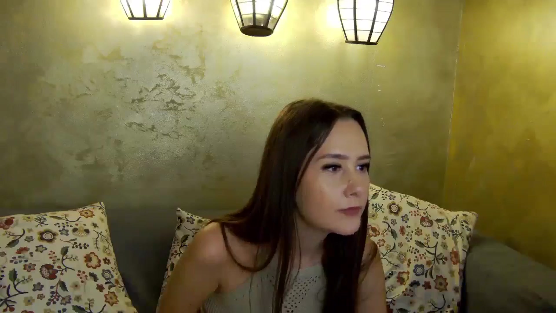Gallery image thumbnail from Radiance's myfreecams stream on, 10/21/2024, 17:16 image 20 of 20