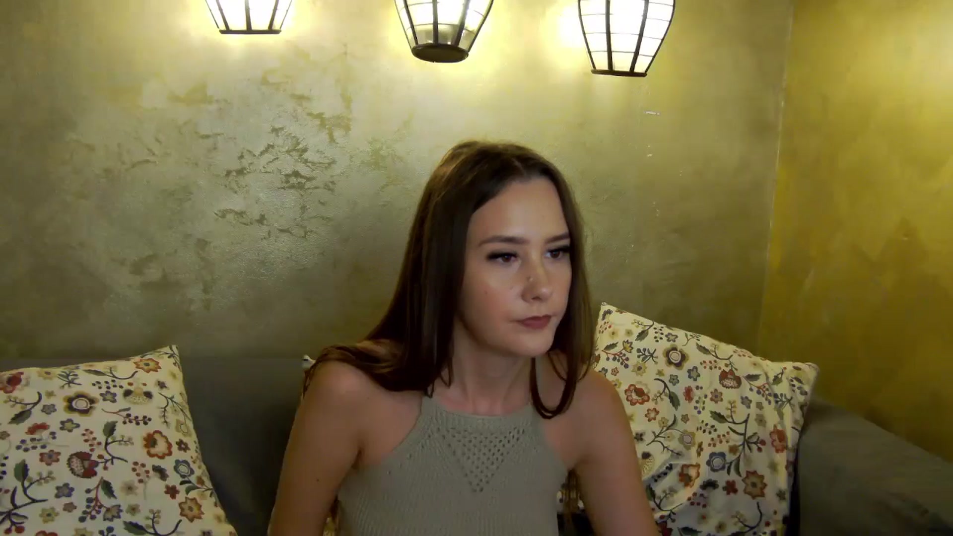Gallery image thumbnail from Radiance's myfreecams stream on, 10/21/2024, 18:21 image 20 of 20
