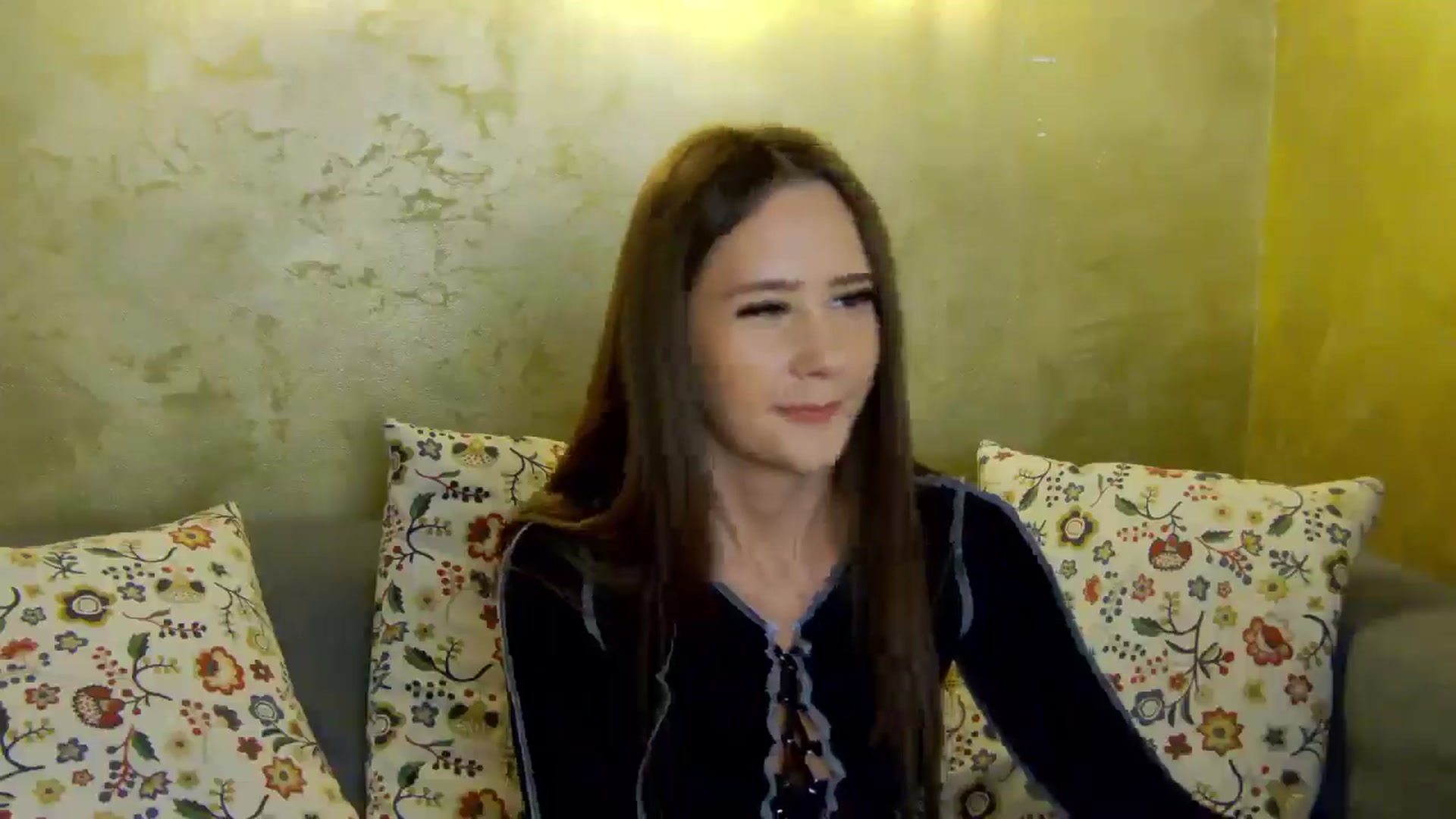Gallery image thumbnail from Radiance's myfreecams stream on, 10/22/2024, 13:22 image 8 of 20