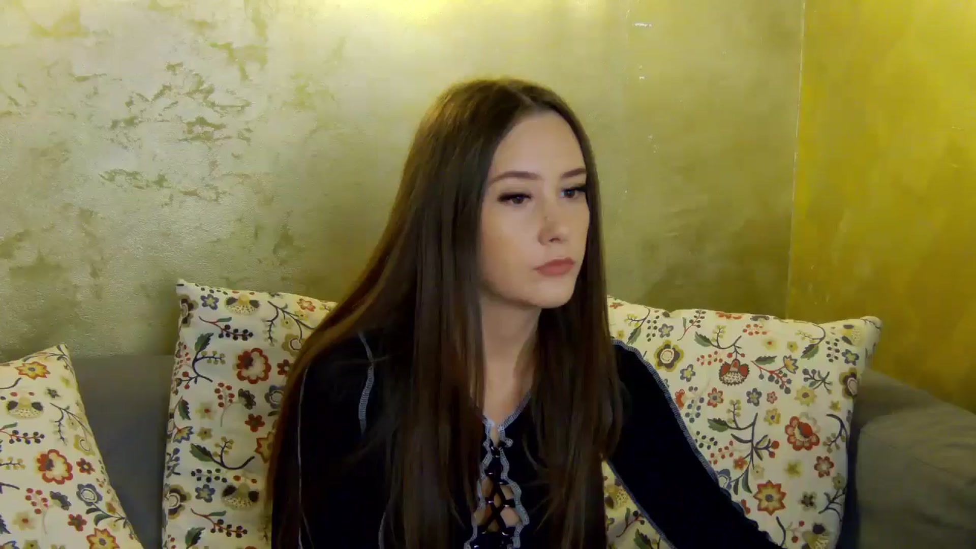 Gallery image thumbnail from Radiance's myfreecams stream on, 10/22/2024, 13:22 image 1 of 20