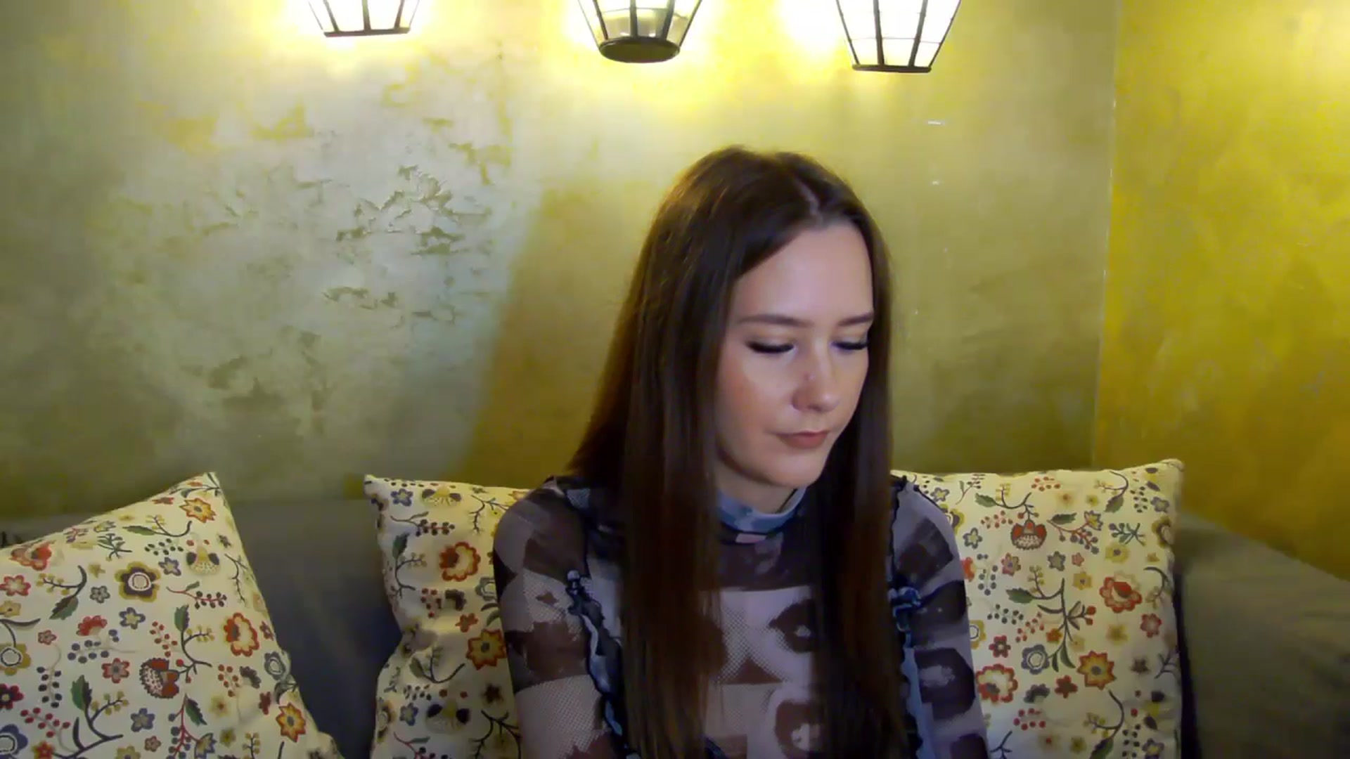 Gallery image thumbnail from Radiance's myfreecams stream on, 10/23/2024, 13:25 image 8 of 20