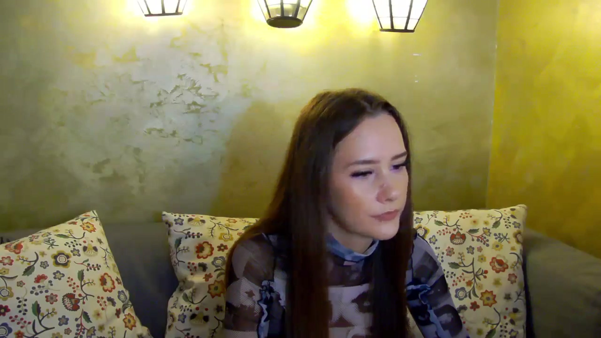 Gallery image thumbnail from Radiance's myfreecams stream on, 10/23/2024, 13:25 image 17 of 20