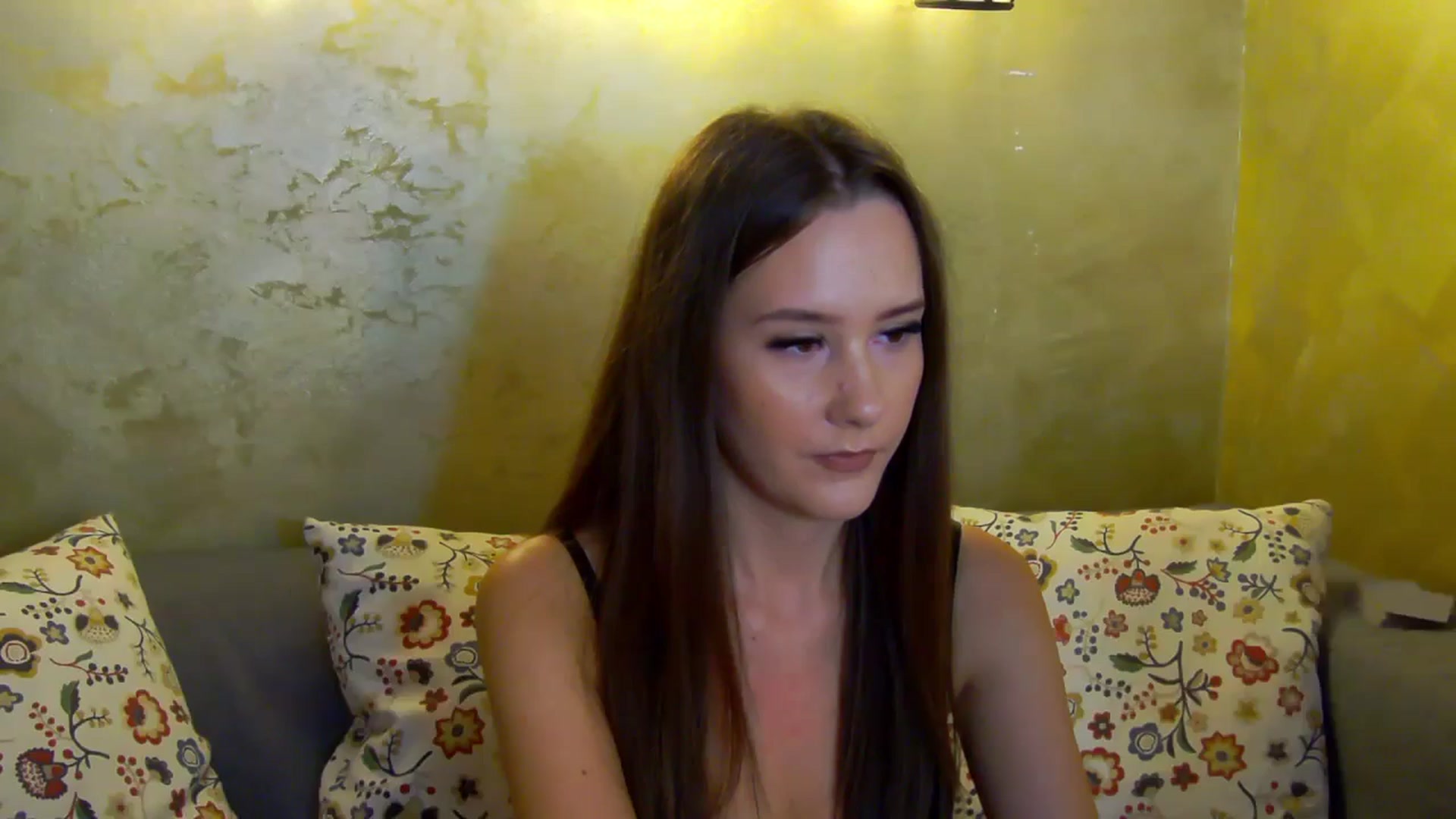Gallery image thumbnail from Radiance's myfreecams stream on, 10/23/2024, 14:46 image 3 of 20