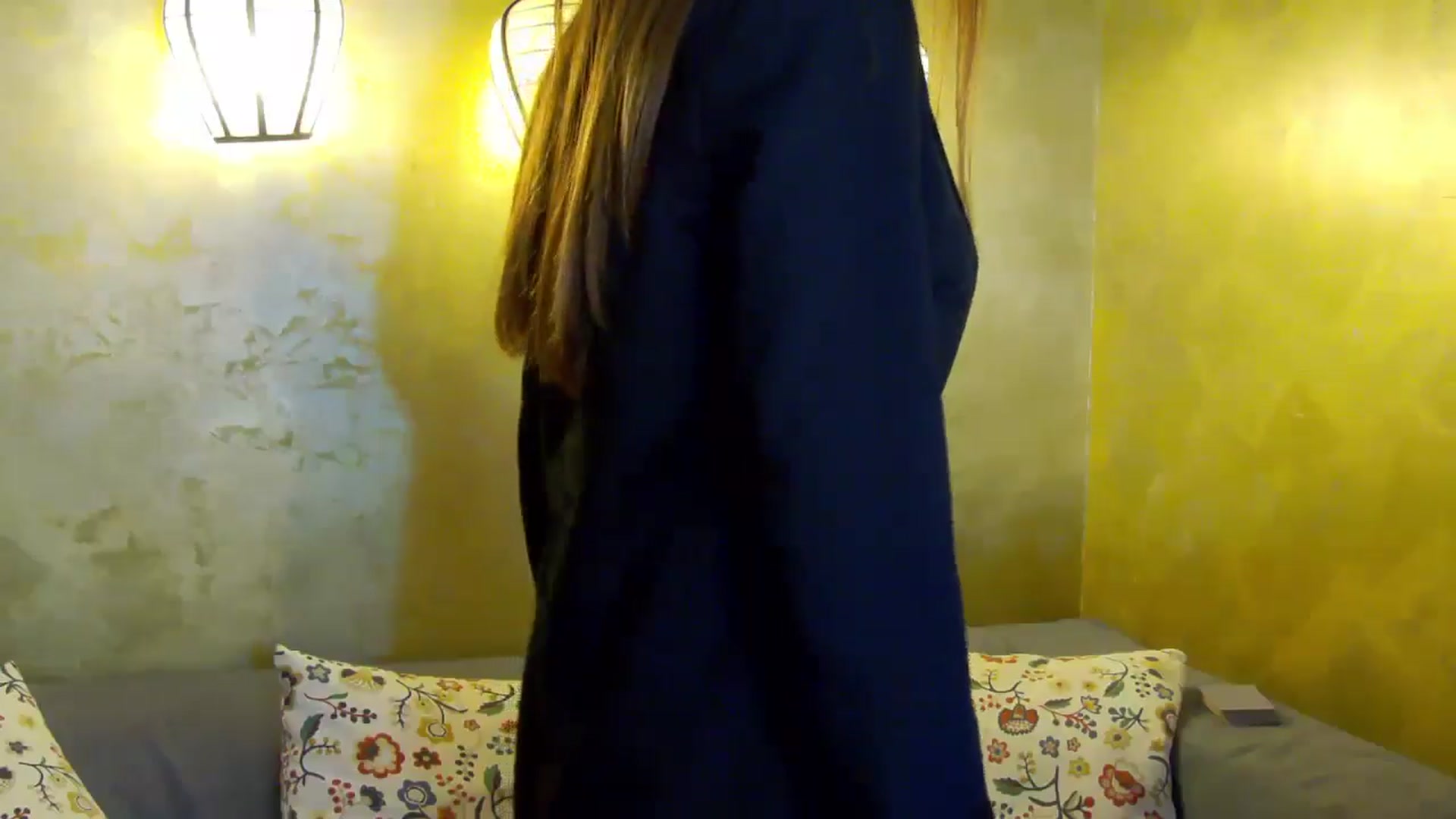 Gallery image thumbnail from Radiance's myfreecams stream on, 10/23/2024, 18:14 image 7 of 20
