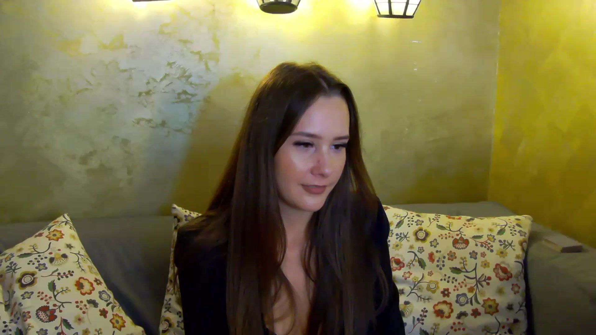 Gallery image thumbnail from Radiance's myfreecams stream on, 10/23/2024, 19:30 image 20 of 20