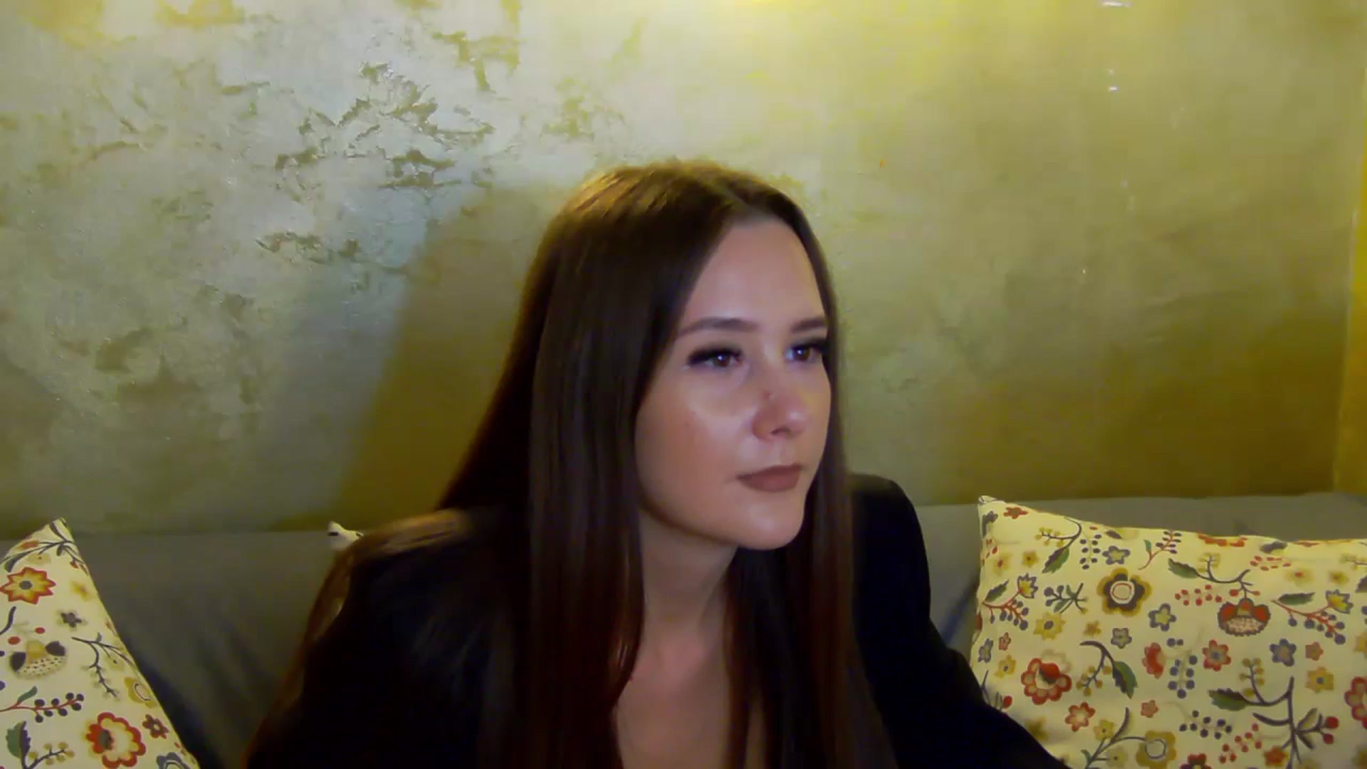 Gallery image thumbnail from Radiance's myfreecams stream on, 10/23/2024, 19:30 image 4 of 20