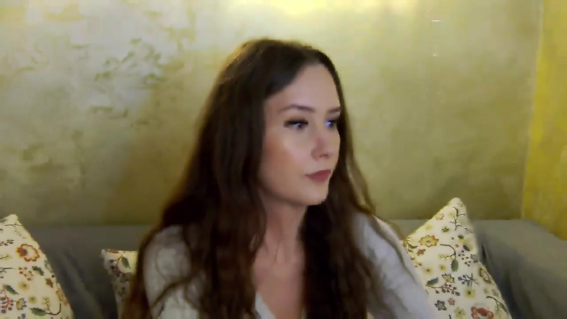 Gallery image thumbnail from Radiance's myfreecams stream on, 10/26/2024, 14:13 image 8 of 20
