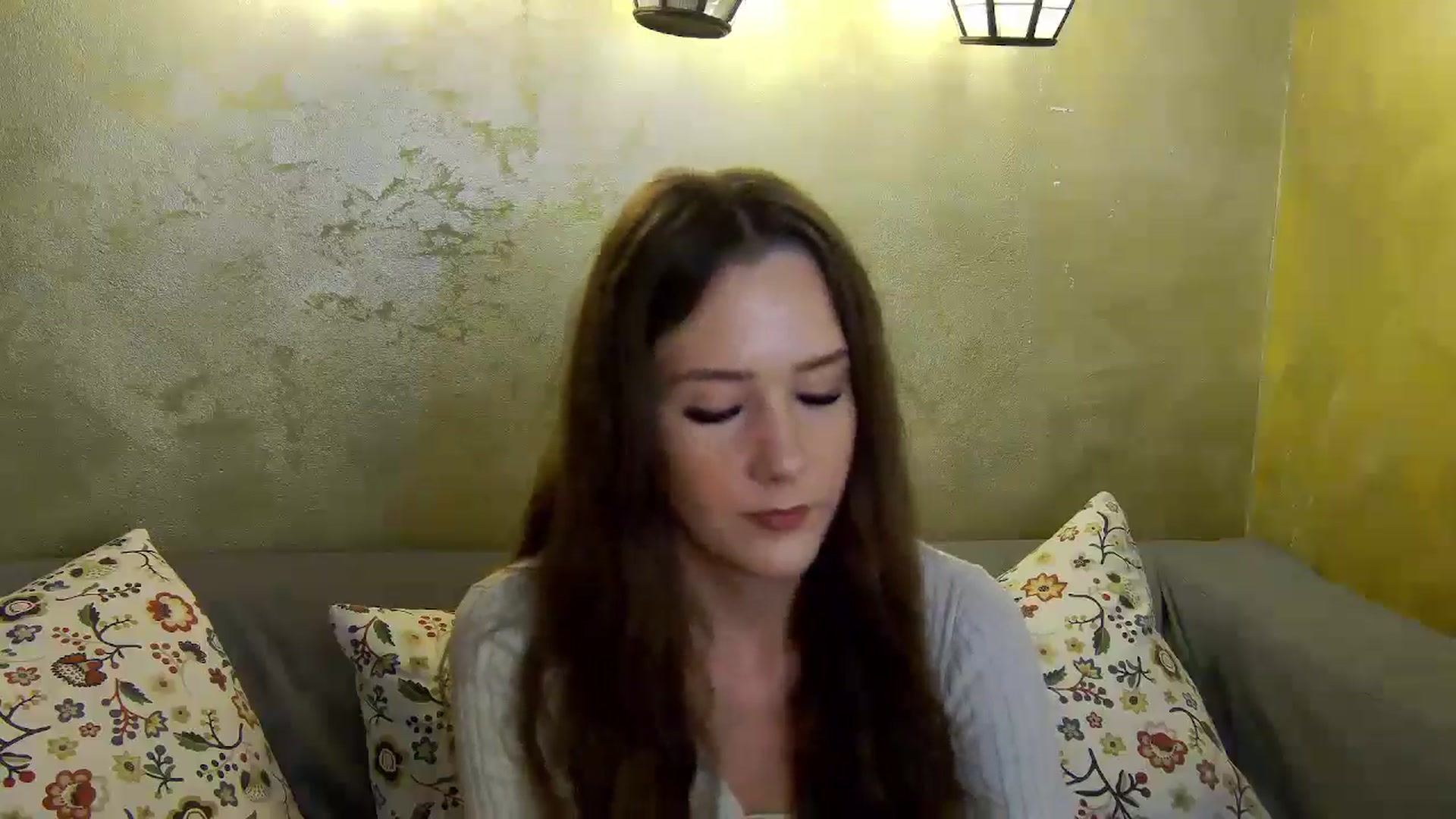 Gallery image thumbnail from Radiance's myfreecams stream on, 10/26/2024, 14:13 image 11 of 20