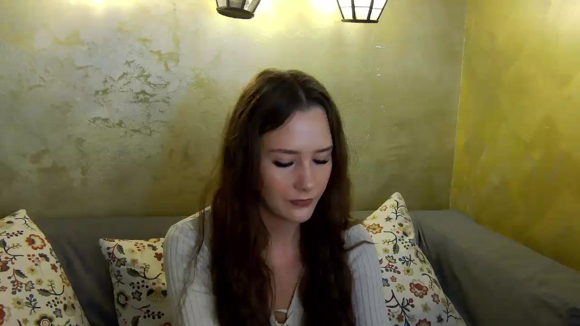 Gallery image thumbnail from Radiance's myfreecams stream on, 10/26/2024, 14:13 image 7 of 20