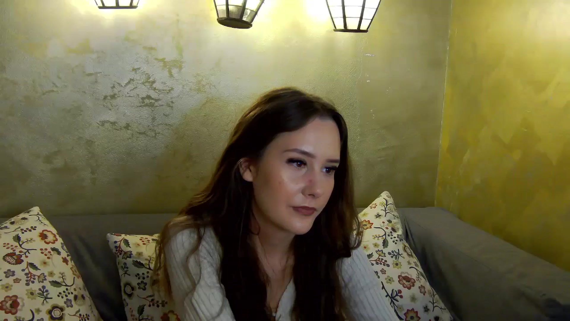 Gallery image thumbnail from Radiance's myfreecams stream on, 10/26/2024, 15:16 image 11 of 20