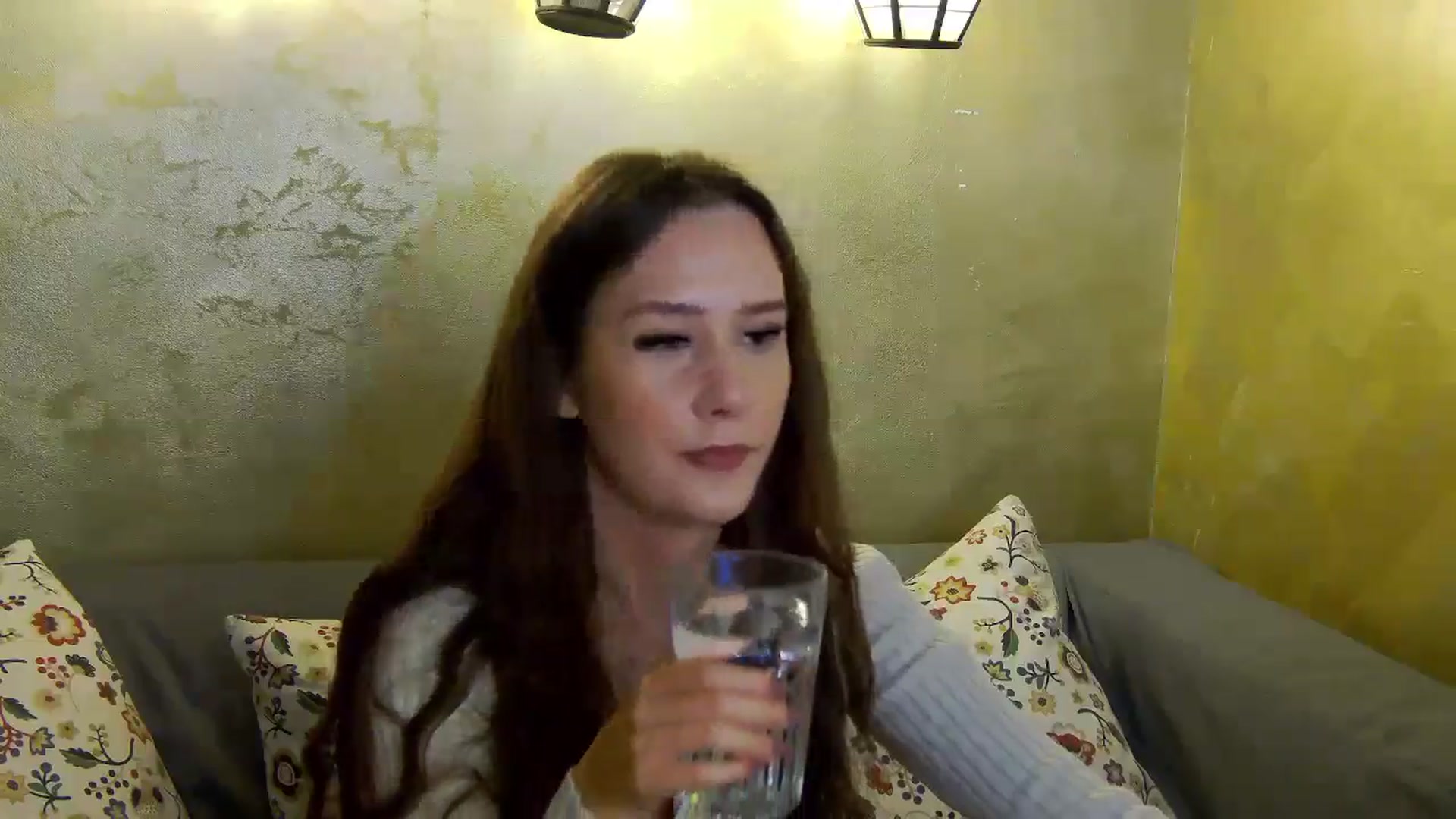 Gallery image thumbnail from Radiance's myfreecams stream on, 10/26/2024, 15:16 image 4 of 20