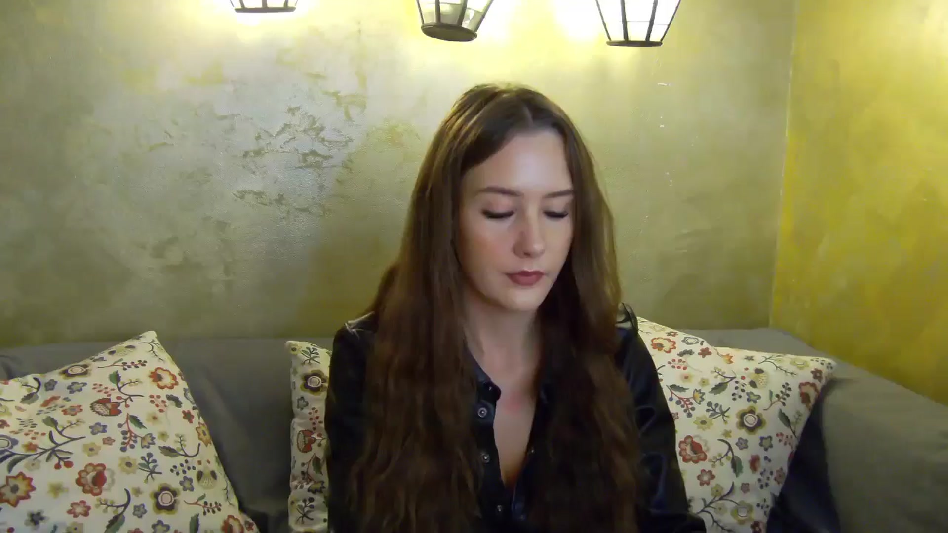 Gallery image thumbnail from Radiance's myfreecams stream on, 10/27/2024, 14:58 image 1 of 20