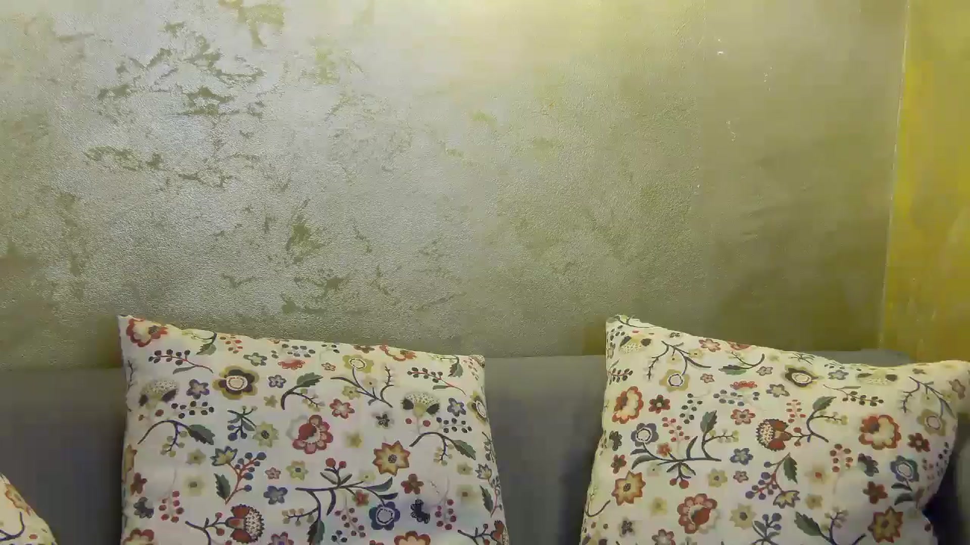 Gallery image thumbnail from Radiance's myfreecams stream on, 10/28/2024, 16:14 image 5 of 20